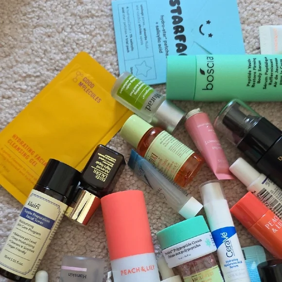 NWT Skincare Samples, Travel Size, And Deluze Sizes.Toners, Moisturizers, Serums - Picture 3 of 10